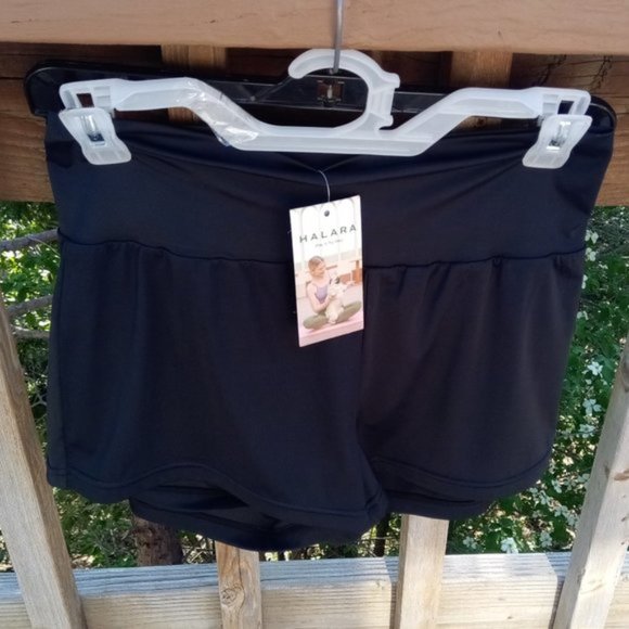 HALARA Pants - Halara 2 layered shorts over shorts sz M NEW (H5)